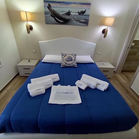 Frontemare Collection Sea View & Free Parking Apartment Monopoli Room photo
