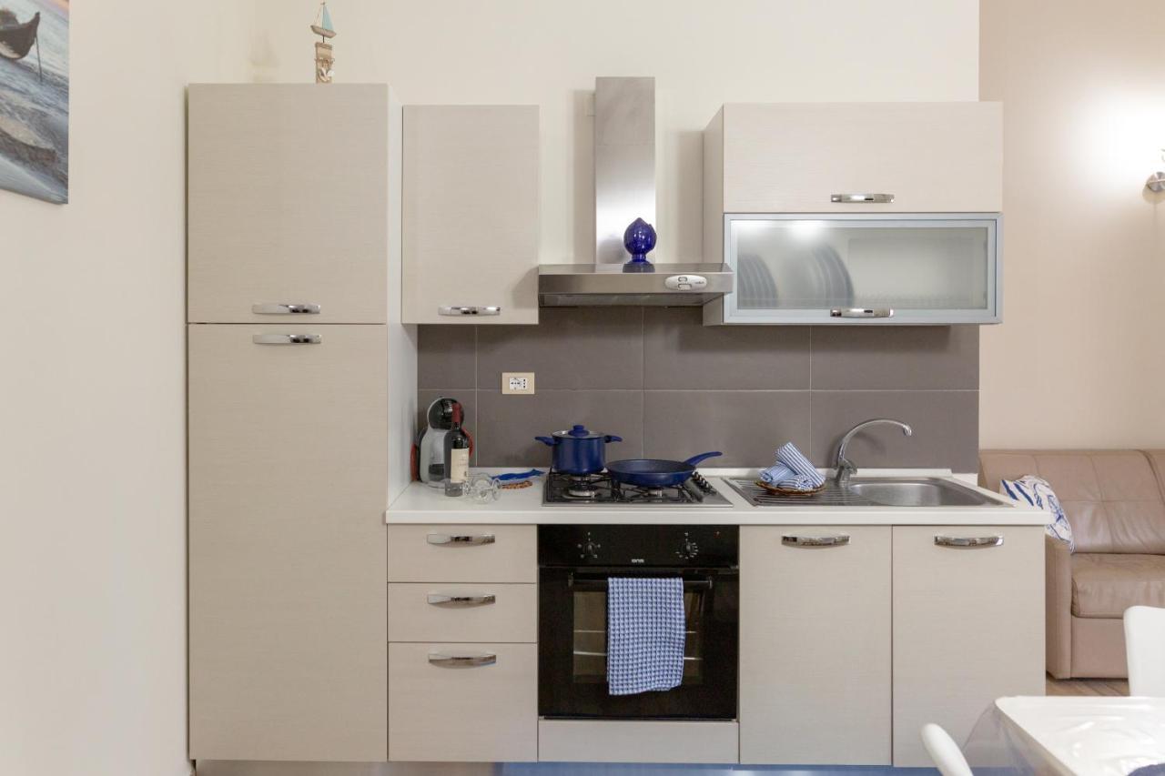 Frontemare Collection Sea View & Free Parking Apartment Monopoli Exterior photo